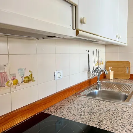 Detail Oasic Park Apartment *