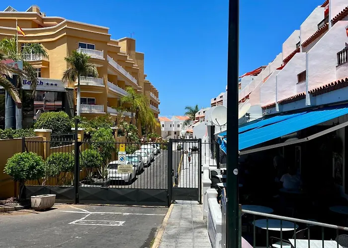 Detail Oasic Park Апартаменти