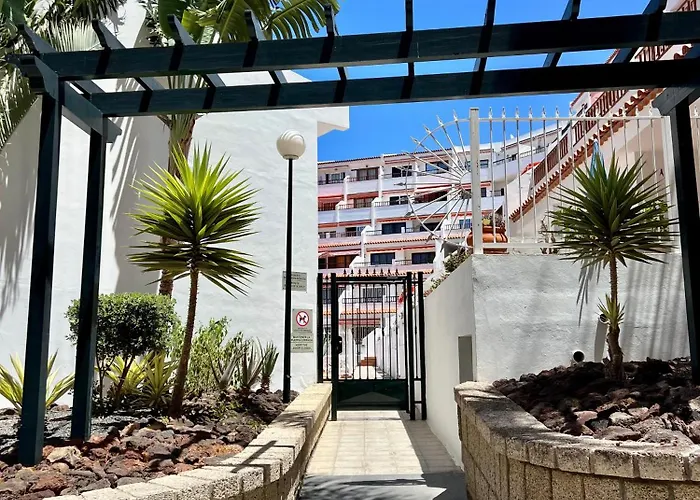 Detail Oasic Park Апартаменти Адехе