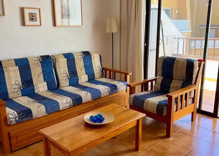 Апартаменти Detail Oasic Park Адехе