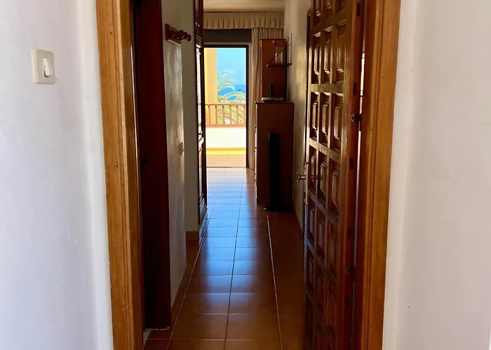 Detail Oasic Park Апартаменти *